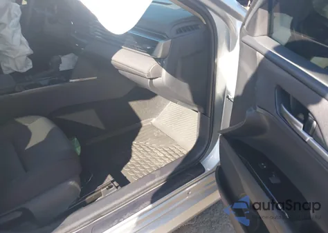 2025 Toyota Camry Le z USA, uszkodzony, nr VIN 4T1DAACKXSU091514